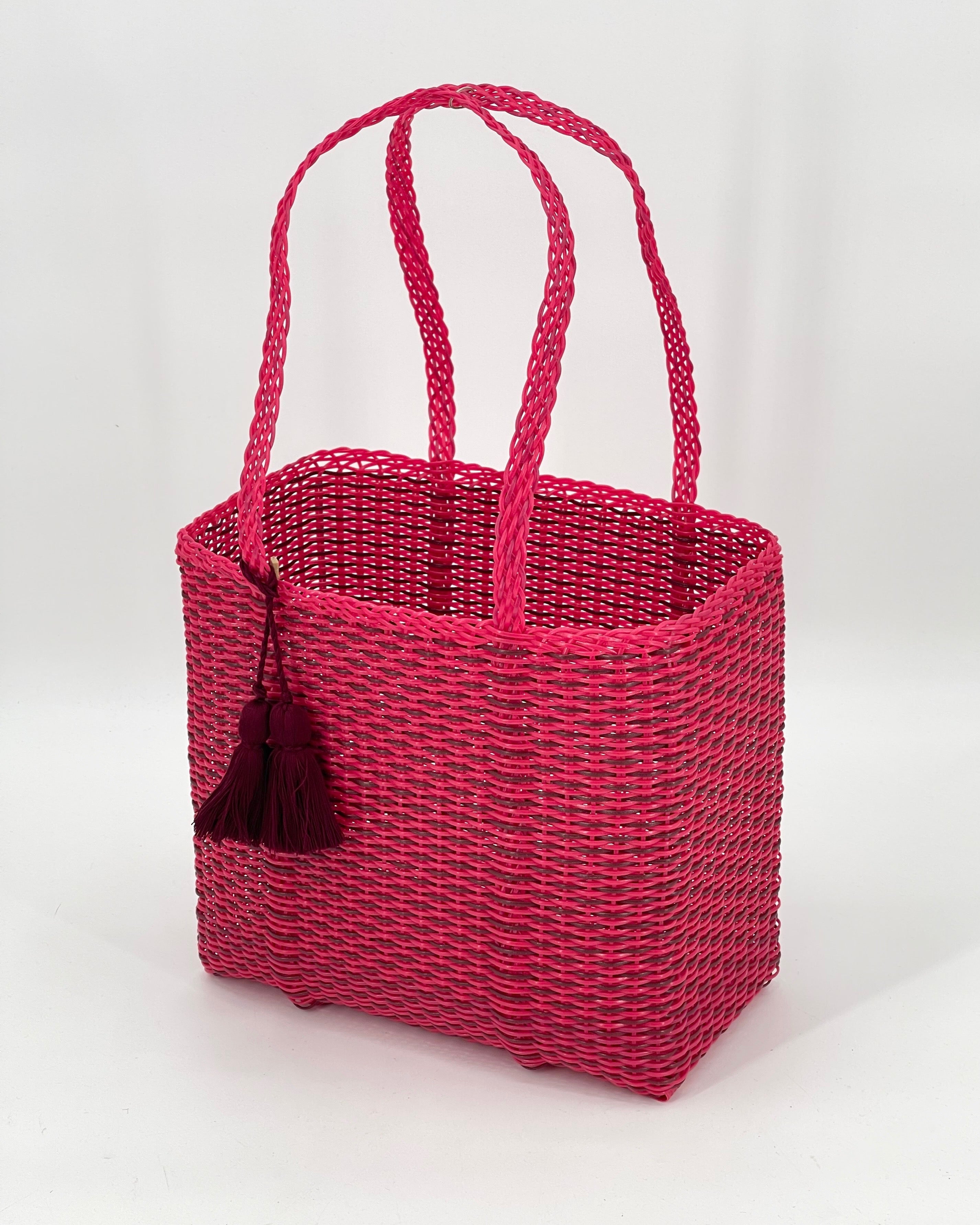 Cesta Tote Bags