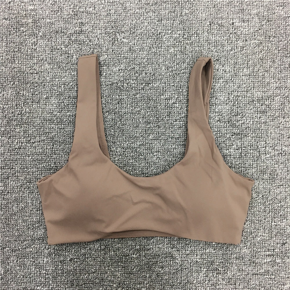 Soft Stretchy Fabric Single Strap Yoga Underwear Curved Hem Fitness Top Quick Dry Light Support Pilates Sport Bra